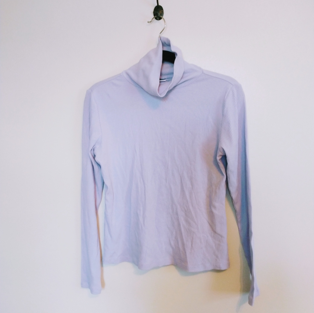 Old Navy purple turtleneck size medium